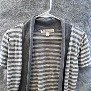 Decree Womens Gray Striped Short Sleeve Open Front Peplum Cardigan Shrug Size L